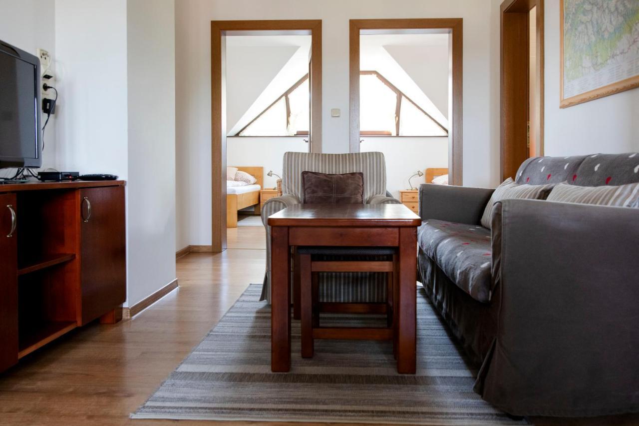 Apartmany Vista Нова Лесна Екстер'єр фото