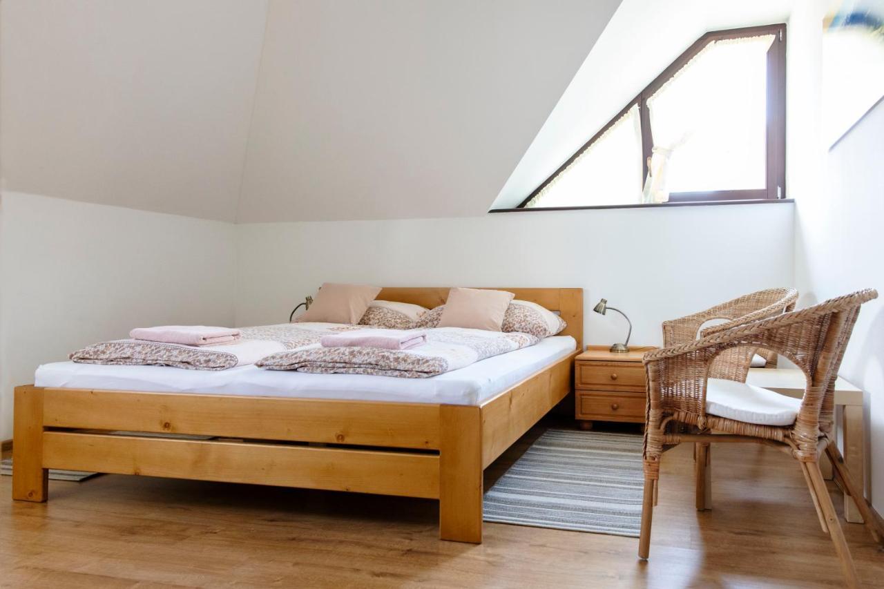 Apartmany Vista Нова Лесна Екстер'єр фото