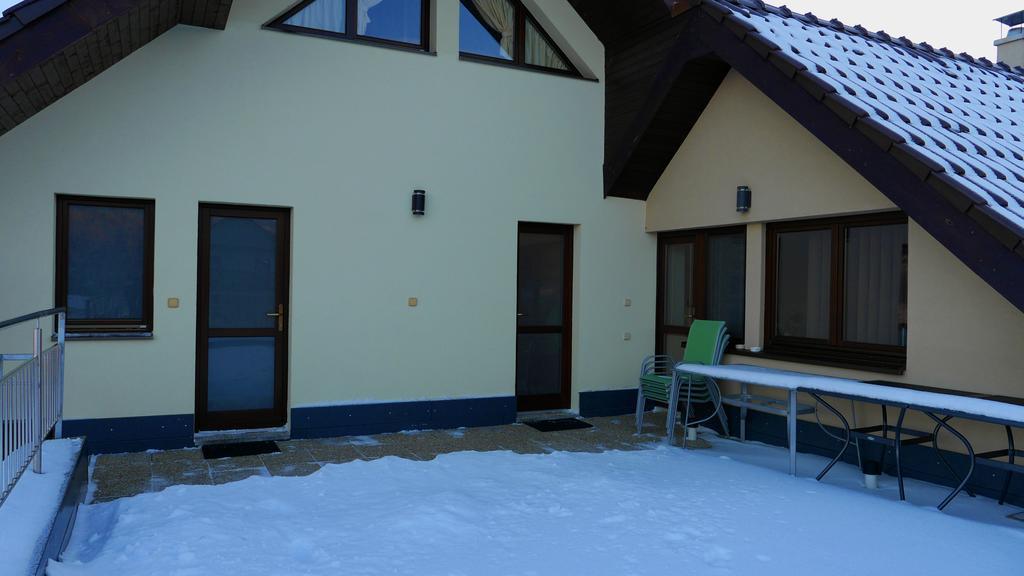 Apartmany Vista Нова Лесна Екстер'єр фото